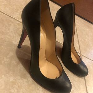 Louboutin classic heels - great condition